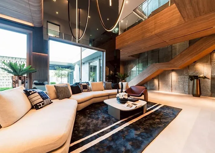 6 Bedroom Luxury - Perfect Getaway バンコク都