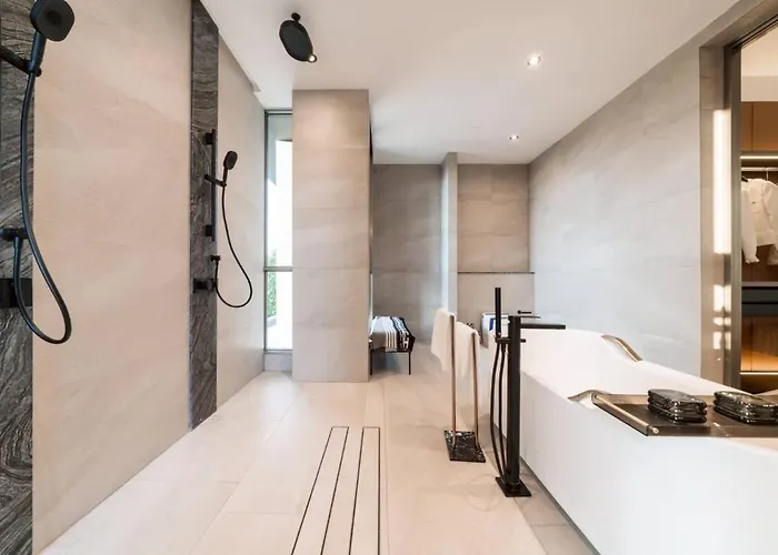 6 Bedroom Luxury - Perfect Getaway